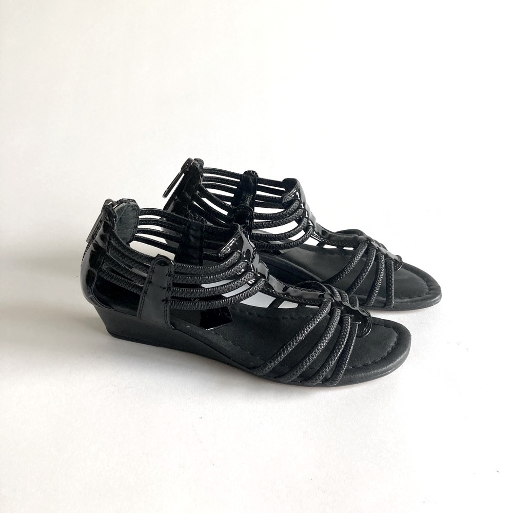 Donald J. Pliner Black Patent Leather Zipper Closure Wedge Sandals size 6